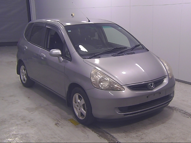HONDA FIT — фото