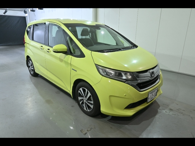 HONDA FREED — фото