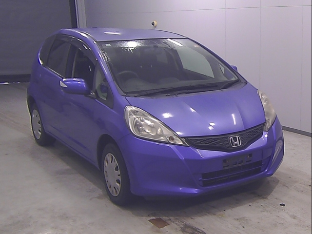HONDA FIT — фото