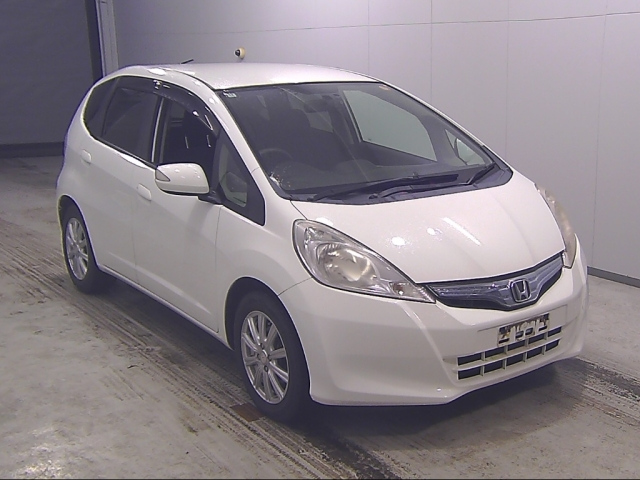 HONDA FIT — фото
