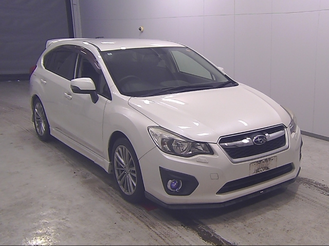 SUBARU IMPREZA — фото