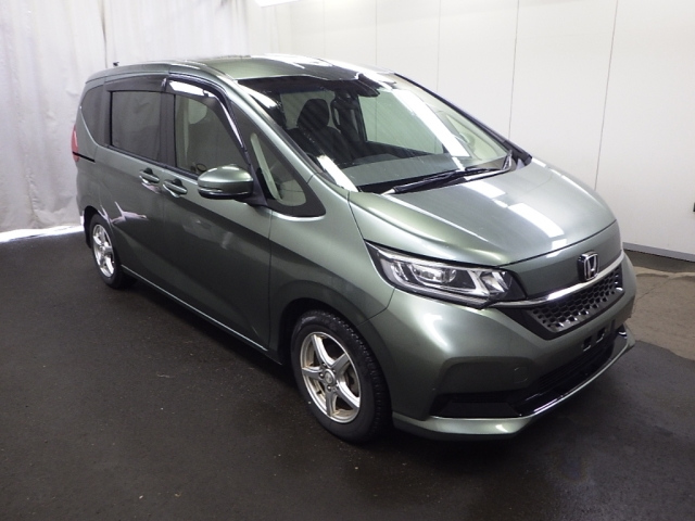 HONDA FREED — фото