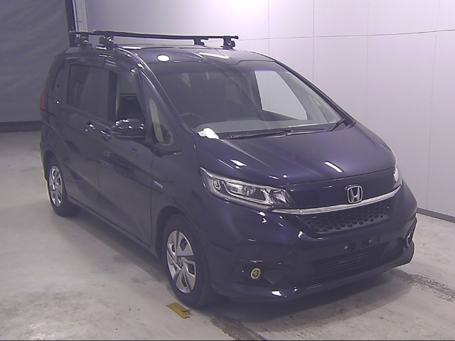 HONDA FREED — фото