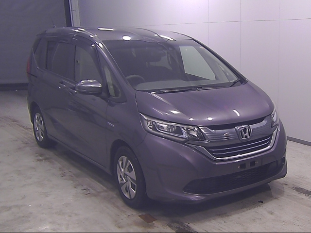 HONDA FREED — фото