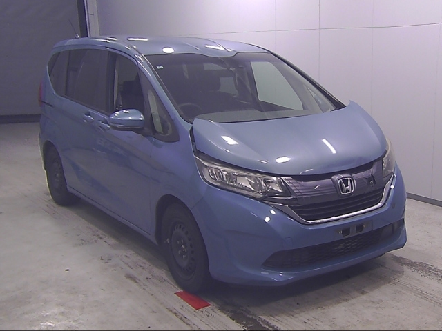 HONDA FREED — фото