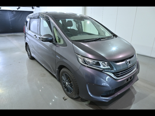 HONDA FREED — фото