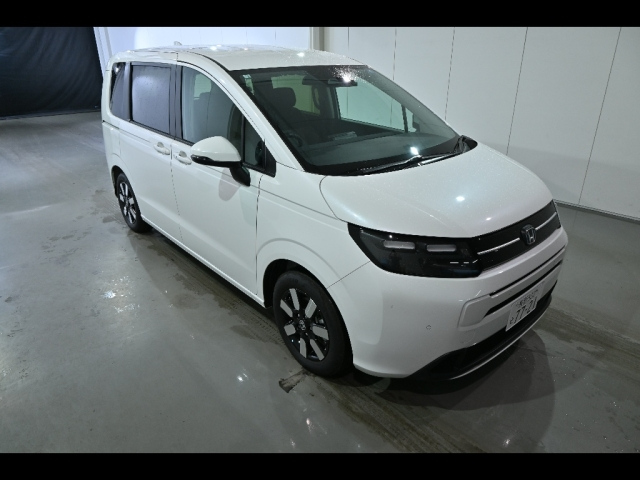 HONDA FREED — фото
