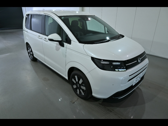 HONDA FREED — фото