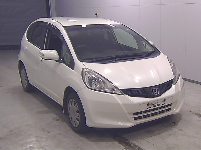 HONDA FIT — фото