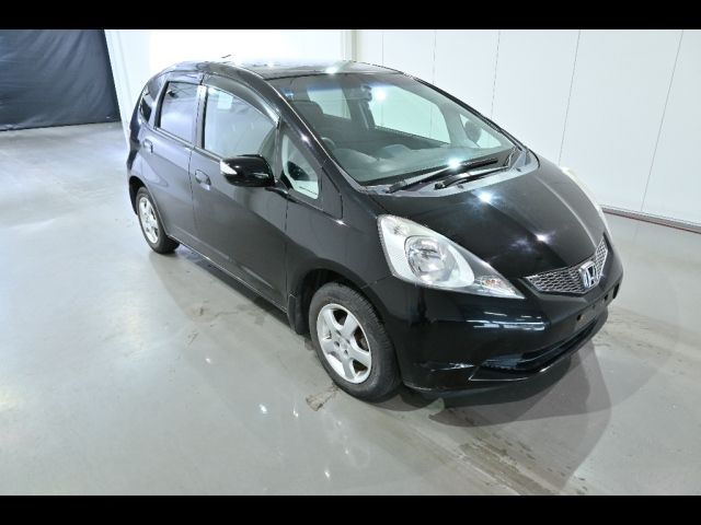 HONDA FIT — фото