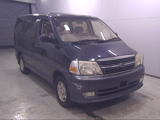 TOYOTA GRANVIA — фото