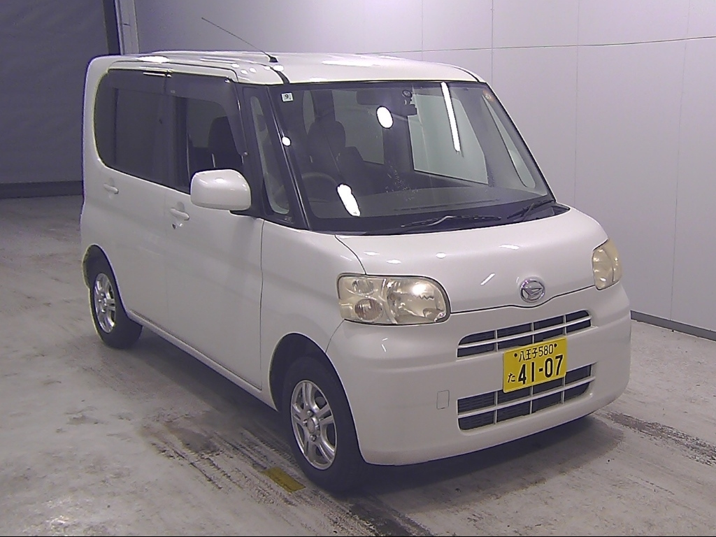 DAIHATSU TANTO — фото