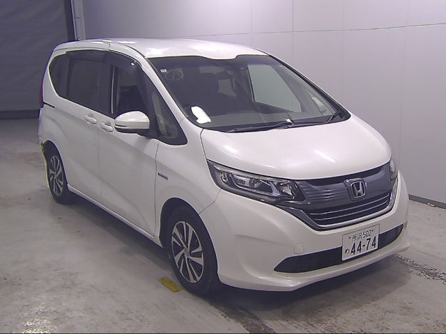 HONDA FREED — фото