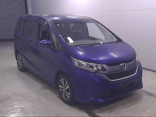 HONDA FREED — фото