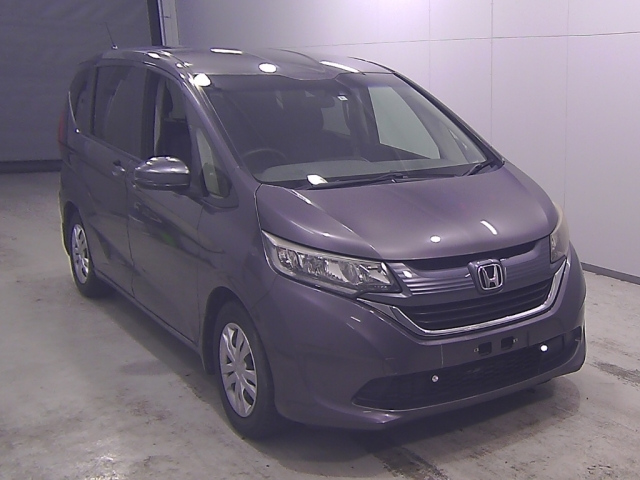 HONDA FREED — фото