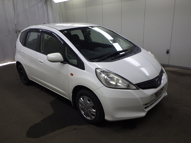 HONDA FIT — фото