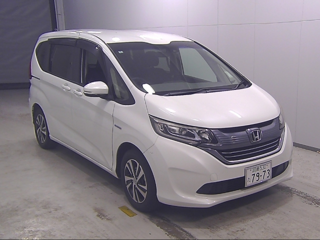 HONDA FREED — фото