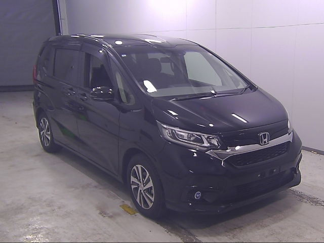 HONDA FREED — фото