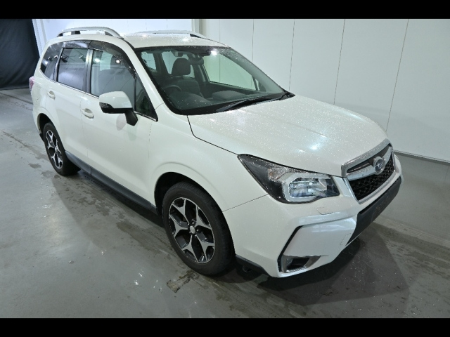 SUBARU FORESTER — фото