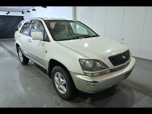 TOYOTA HARRIER — фото