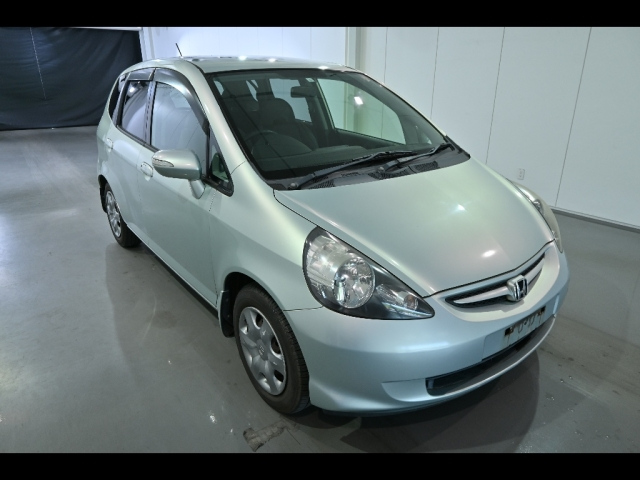 HONDA FIT — фото