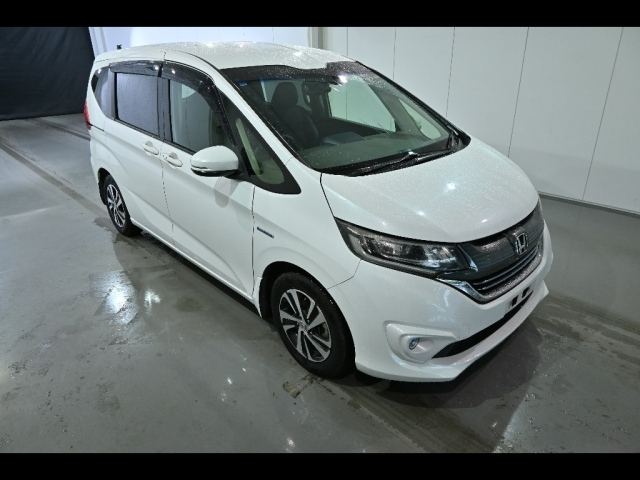HONDA FREED — фото