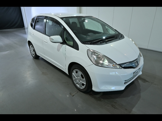 HONDA FIT — фото