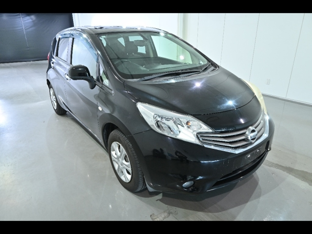 NISSAN NOTE — фото