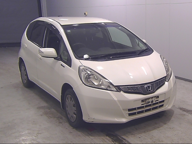 HONDA FIT — фото