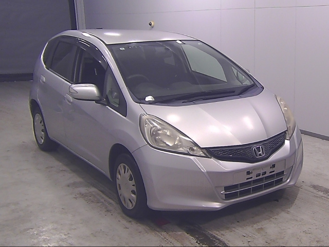 HONDA FIT — фото