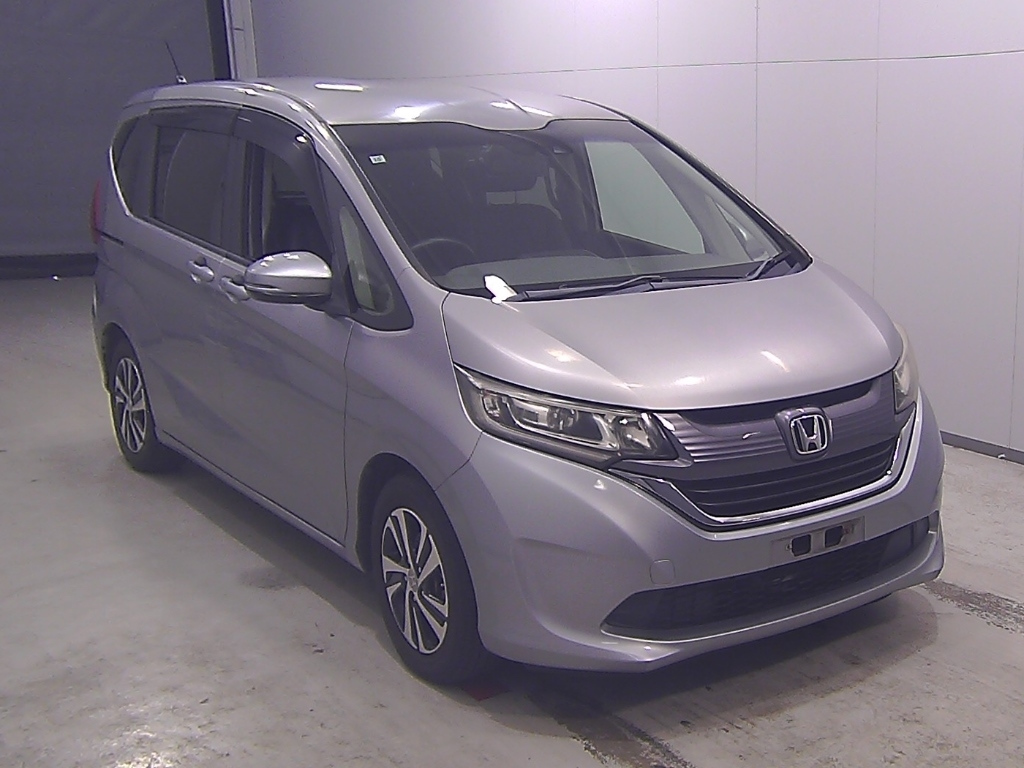 HONDA FREED — фото
