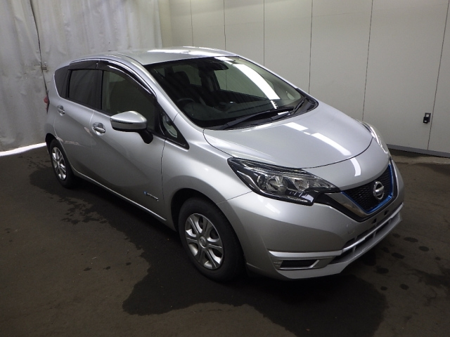 NISSAN NOTE — фото