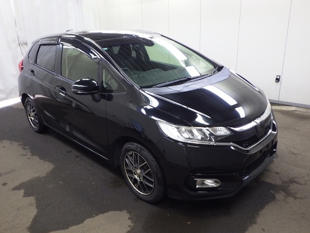 HONDA FIT — фото