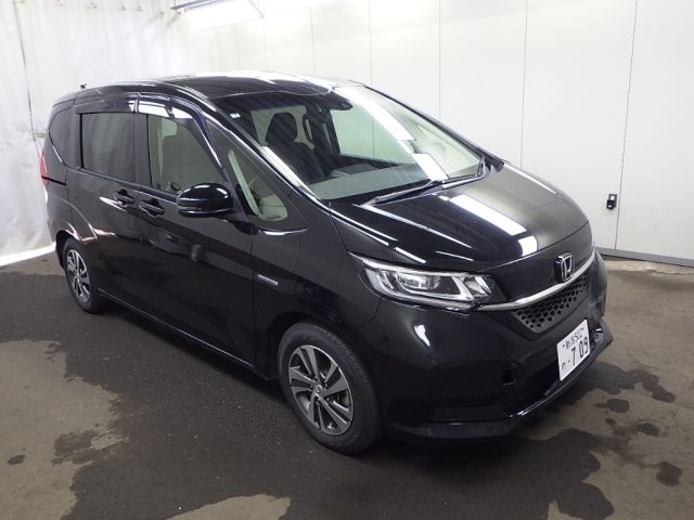 HONDA FREED — фото
