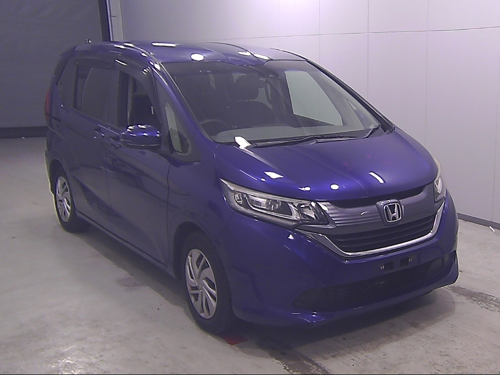 HONDA FREED — фото