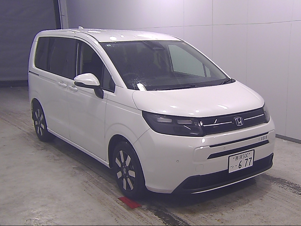 HONDA FREED — фото