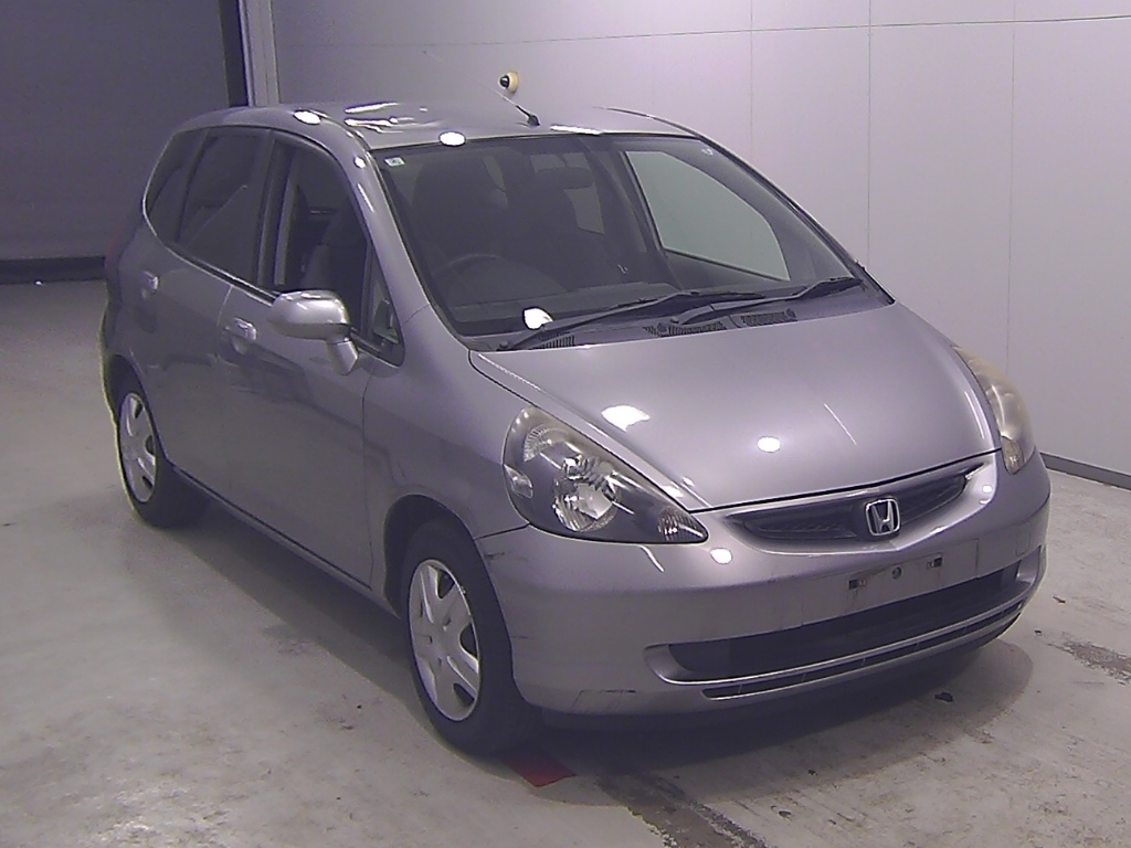 HONDA FIT — фото