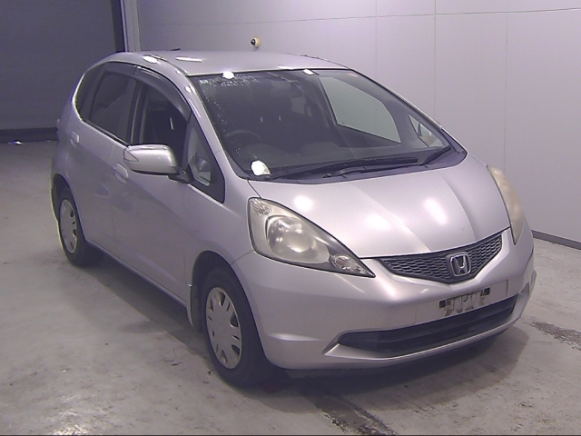 HONDA FIT — фото