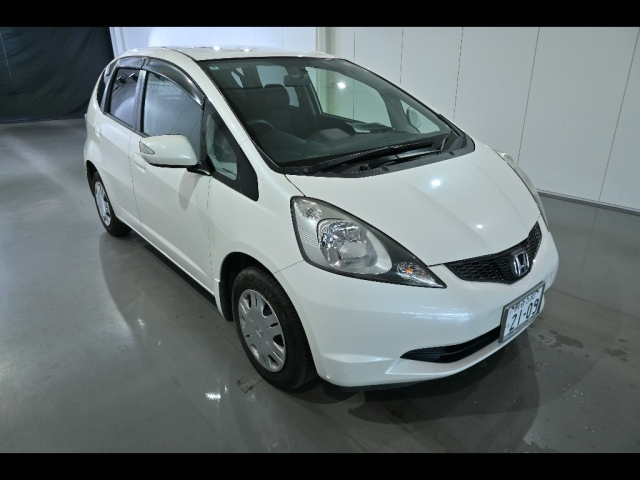 HONDA FIT — фото