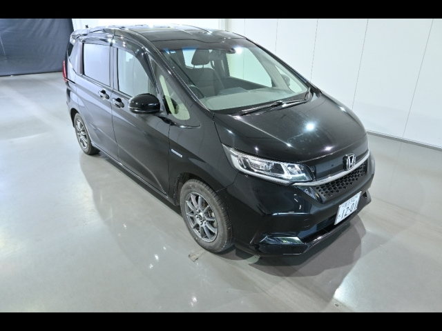 HONDA FREED — фото