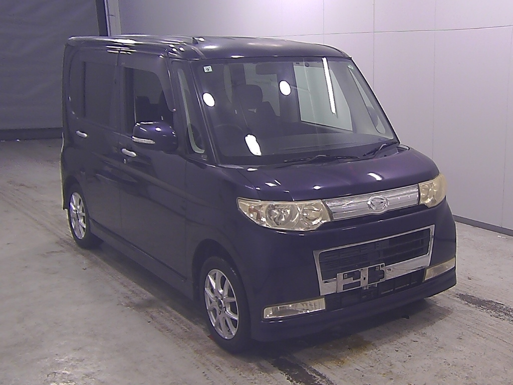 DAIHATSU TANTO — фото