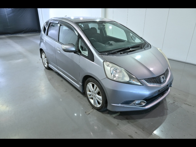 HONDA FIT — фото