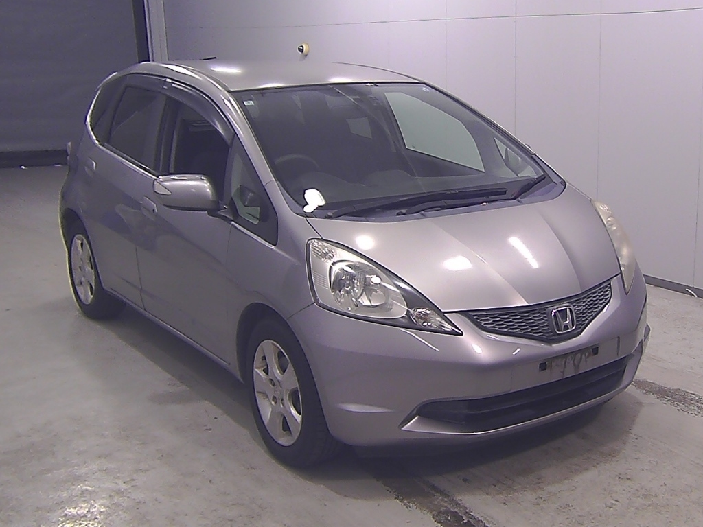 HONDA FIT — фото