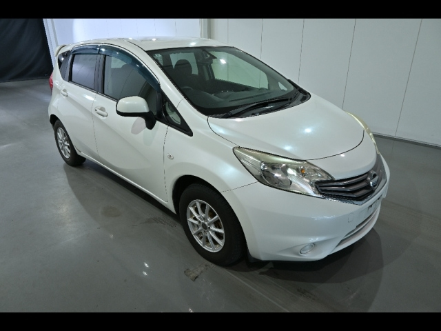 NISSAN NOTE — фото