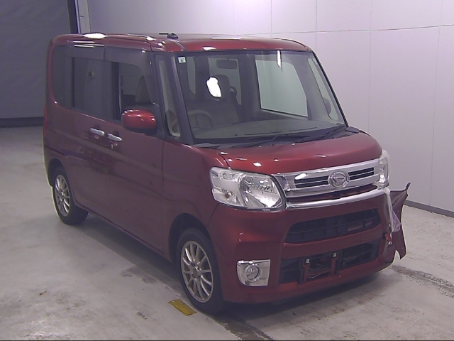 DAIHATSU TANTO — фото