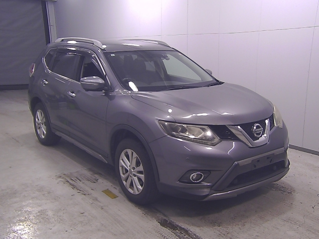 NISSAN X TRAIL — фото