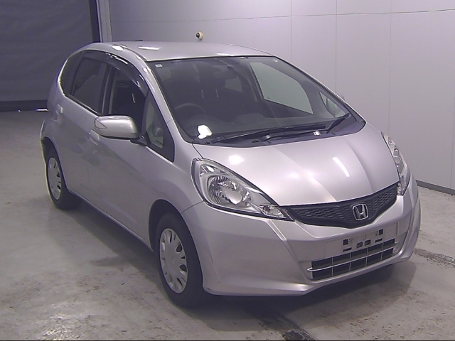 HONDA FIT — фото