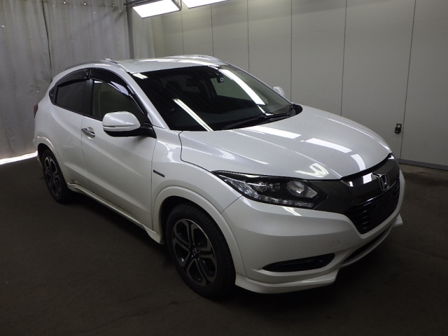 HONDA VEZEL — фото
