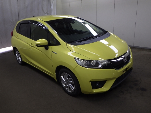 HONDA FIT — фото