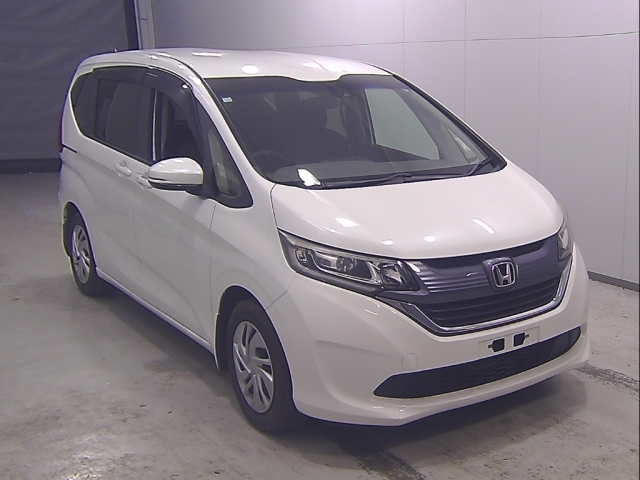 HONDA FREED — фото